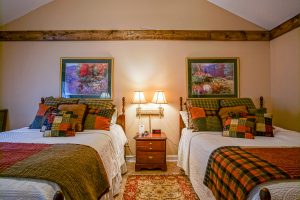 A Double Queen room at the Hemlock Inn
